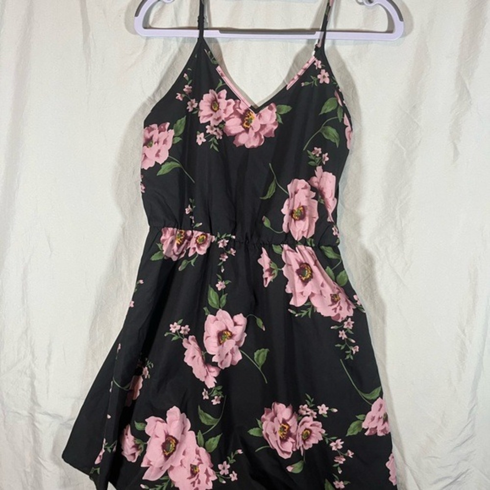 SHEIN Black Pink Floral Spaghetti Strap Mini Dress V-Neck Elastic Waist Small
